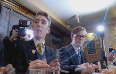 솔직하게 얘기하는거 맘에 드네