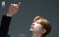 기현.. 코스모 비하인드