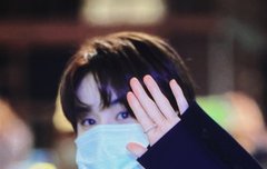 잘생긴데다가 귀엽기까지..