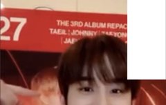 꽃가루 챌린지하는 김댕우.........