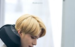 하 시험 끝나면 하루종일 정우만 봐야지