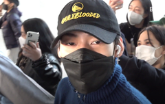 뱀뱀 (BamBam) 팬미팅 마치고 입국