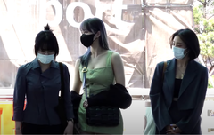 트와이스 모모, 과감한 패션으로 섹시미 폭발