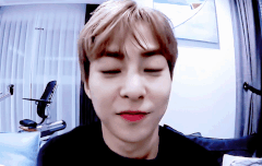 시우민석이 보고싶네