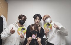 애들 뮤지컬 보러 가는거 귀엽닼ㅋㅋ