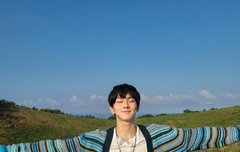 이 사진들 고화질 있는사람 ㅠㅠ