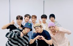 염색한거 같지?