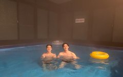 넘 자극적인데 봐도 됨?