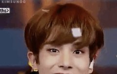 혹시 이거 무대 언젠지 아는덬?!