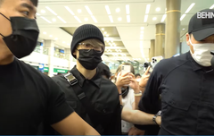 엔시티 재현 (NCT JAEHYUN), 입국··· '멋진 올 블랙'
