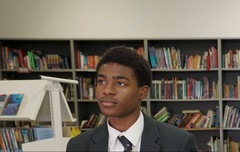 예전꺼 보다가 이 친구..