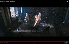앤서 MV 4분 9초에 나오는 음악이랑 트레일러2 00분17초에 나오는 음악이 같아