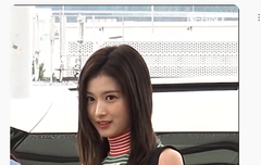 사나 출국 존예 시시