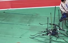 주연이 셀카찍고 보여주는것봐