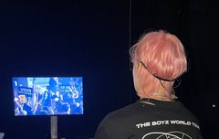 어깨가 왤케 넓어;;;