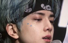 미인은 우는 것 마저 아름답구나..