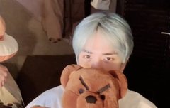 이거 재현이 아니야? ㅋㅋㅋㅋ