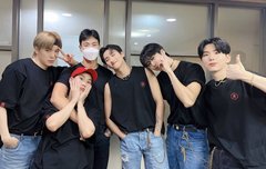 얘들아 즐거운 추석 보내!!❤️