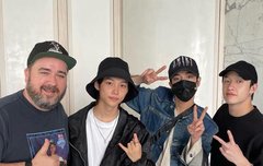 헐 명절이라 호주사람 모임 했나봐