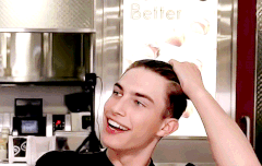 아르망 한국과의 연