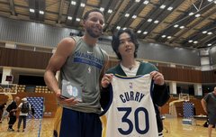 야 떴다 슈가 커리