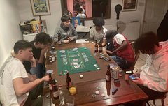 카드게임 올리는게 뭐가 문제야?