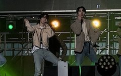 나두 영상으로 찍어서 발캡이지만..