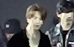 박짐인 머리 좀 다듬은거 같지