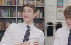 아르망 PC방 음식 입에 안맞지?