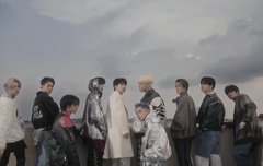 아레나X온그리디언츠 애들 진짜 힙하지않음?