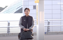 백호, 햇살보다 빛나는 잘생김··· 골프예능 촬영 차 출국