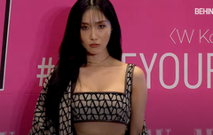 마마무 화사, 파격 패션 '시선 집중'··· 섹시 시