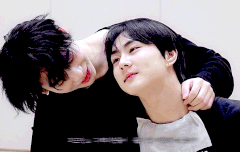 달방챌린지 보다가 기절쭈고함