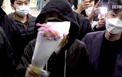 블랙핑크 로제 입국, 피곤해도 팬레터는 사수!