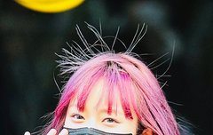 애들 머리 가발 아니고 찐 염색인가 보다