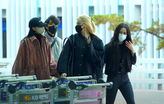 블랙핑크 오늘 출국 모음 비하인드 시﻿