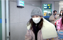 카라 한승연 니콜 강지영 허영지 입국, 카트도 직접 운반 "새해 복 많이 받으세요"