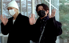 세븐틴, 전용기 타고 출국 '가릴 수 없는 잘생김'