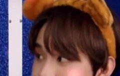 내일 아침에 정우 한국 뜬다니...