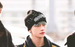 야 이 평생을 잘생긴 남자야