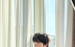 심재윤 얼굴 심각하게