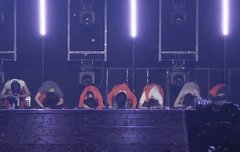 새해 복 많이 받으라고 냅다 큰절을