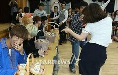 11주년 ㅊㅋㅊㅋ