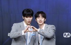 후이... 나이 속인거 아니야???