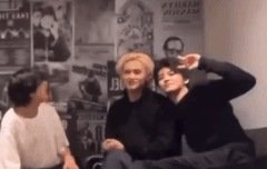 마크가 싫다잖아 그만 좀 괴롭혀