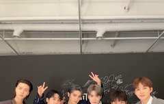 이거 자세차이 왜케 웃기냐ㅋㅋㅋ