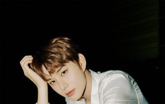 생로랑..우리 막내 데려가주세요