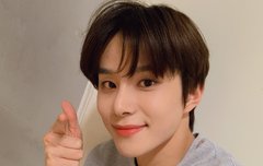 정우 이런 느낌 셀카 ㄹㅈㄷ같아