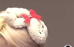 성민이가 그 여자애를 잡고 쳐다보는 게 너무 스윗하네 질투 나!!!!!!!