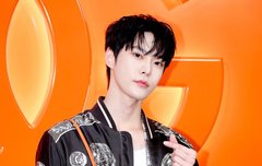 도영이 돌체앤가바나 행사 떴당